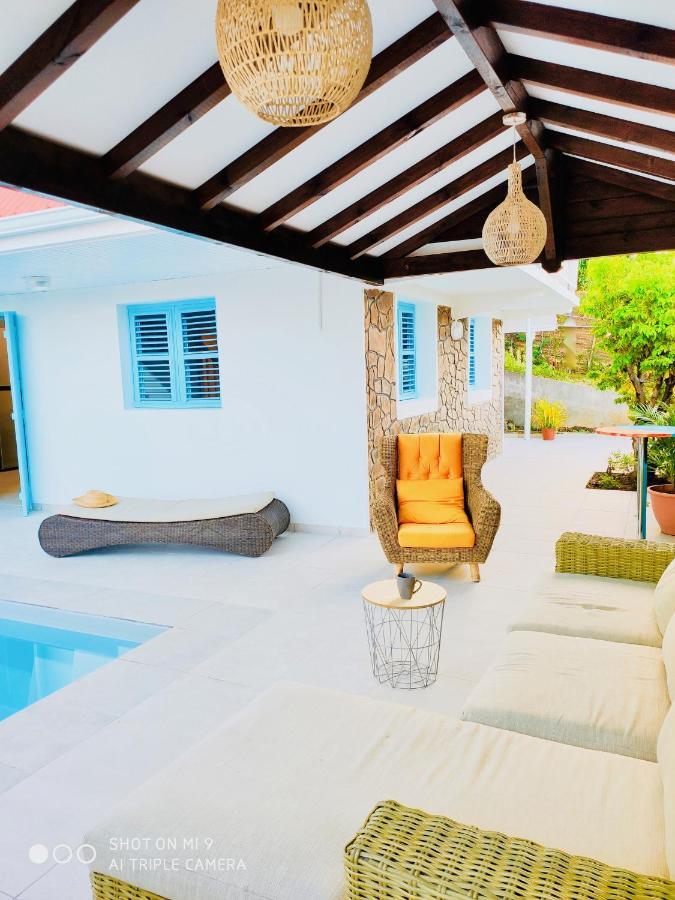 Location Maison Bleue Avec Piscine Privative Au Carbet Martinique 르 카르베 외부 사진