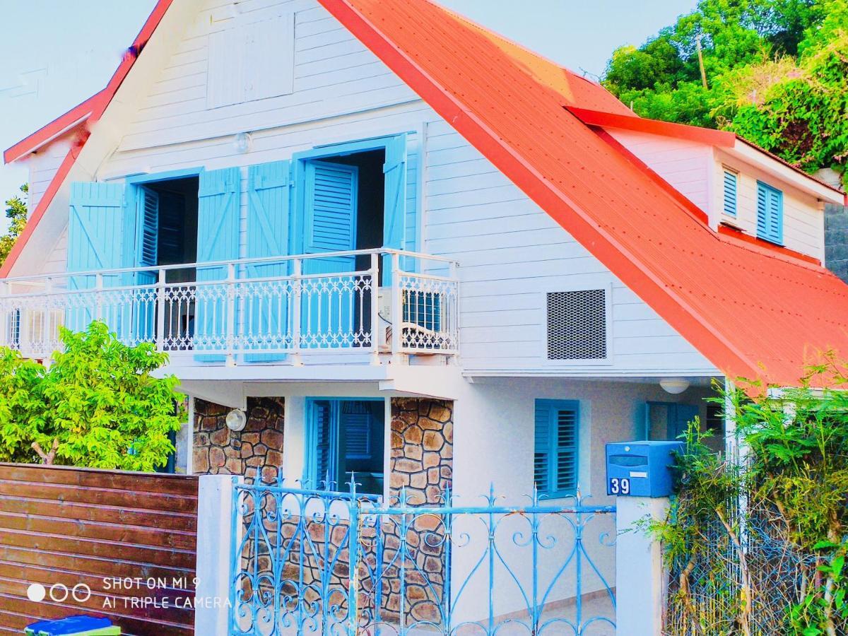 Location Maison Bleue Avec Piscine Privative Au Carbet Martinique 르 카르베 외부 사진
