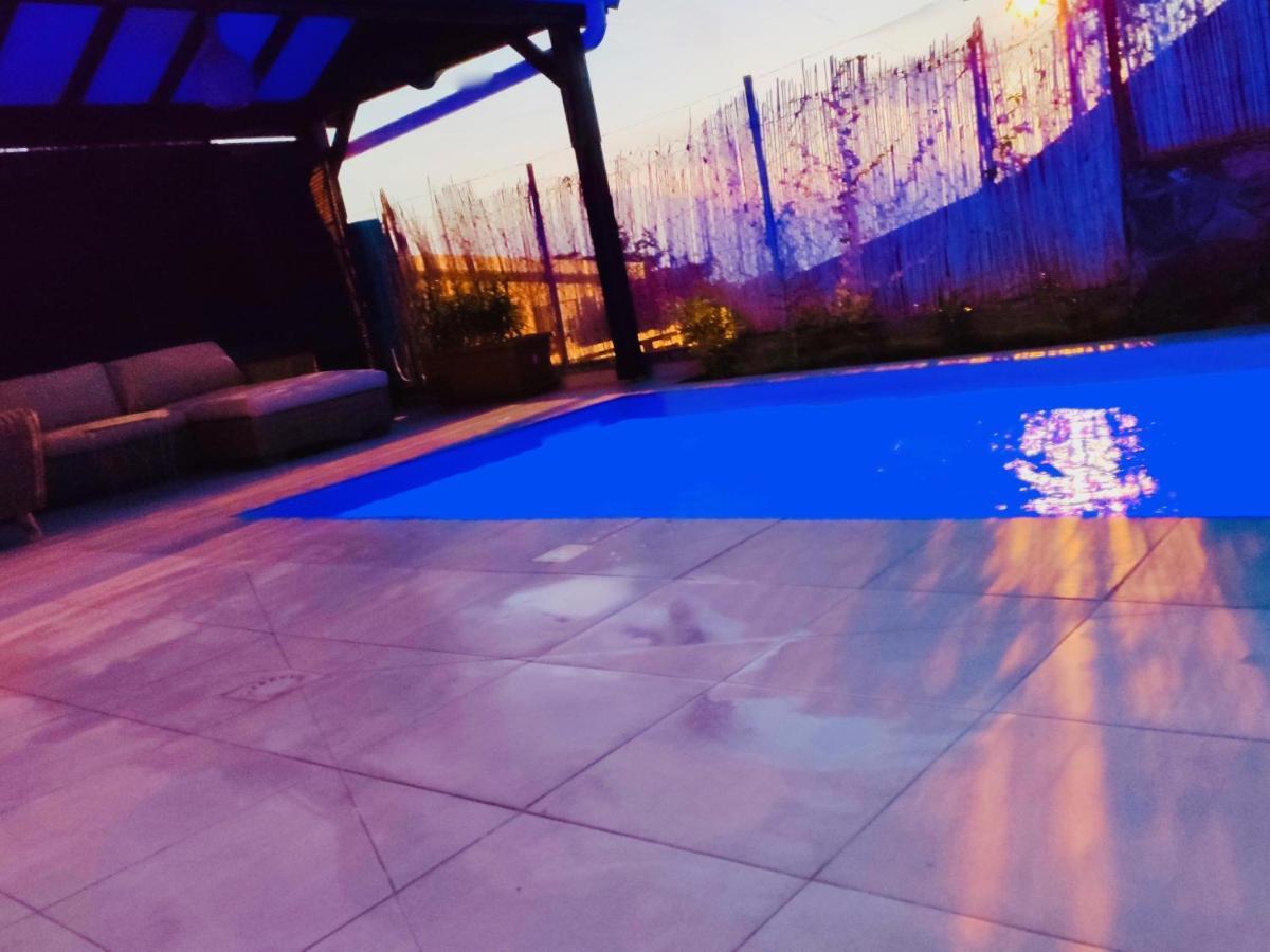 Location Maison Bleue Avec Piscine Privative Au Carbet Martinique 르 카르베 외부 사진